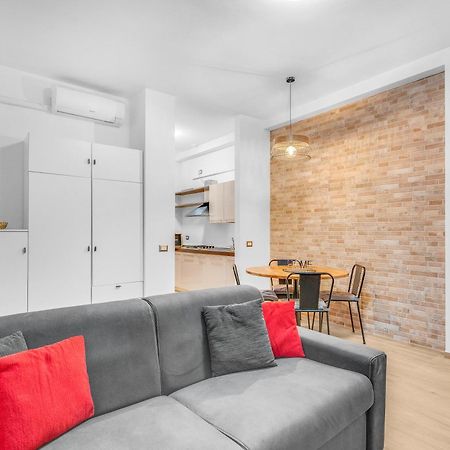 Ris161 -Modern Apartment Equipped With All Comfort- Сесто Сан Джовани Екстериор снимка